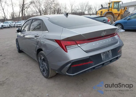 2025 Hyundai Elantra Sel Convenience z USA, uszkodzony, nr VIN KMHLS4DG6SU931681